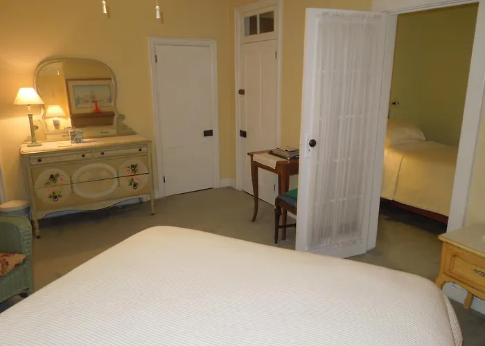 Victorian Bed & Breakfast Of Staten Island